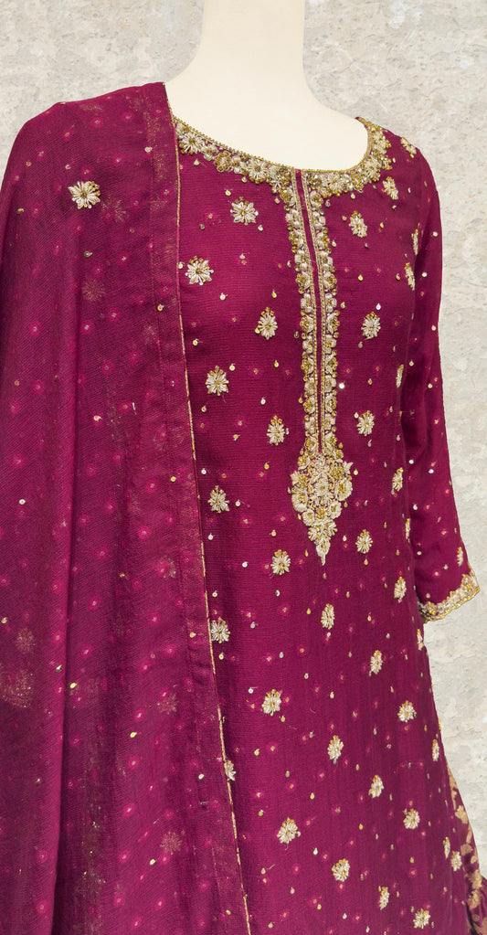 Deedaar | Farshi Lehenga | Cherry Red
