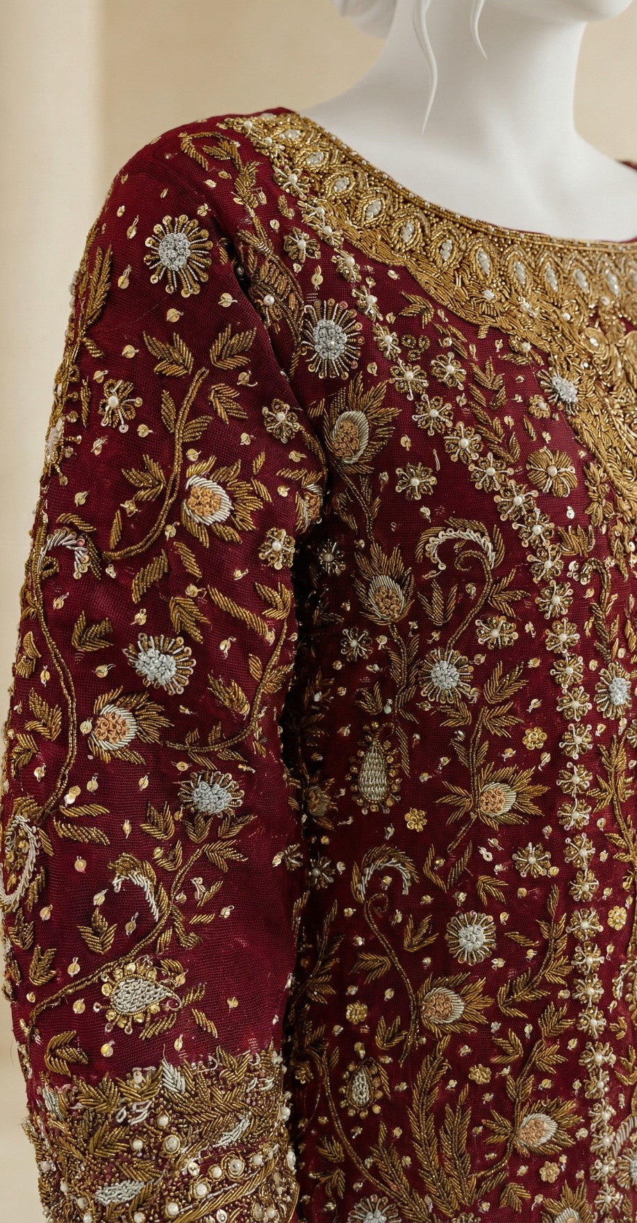 Durr e Nayab  | Farshi Lehenga | Red